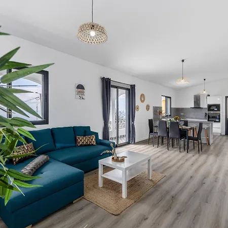 Maylily Seascape 圣克鲁斯