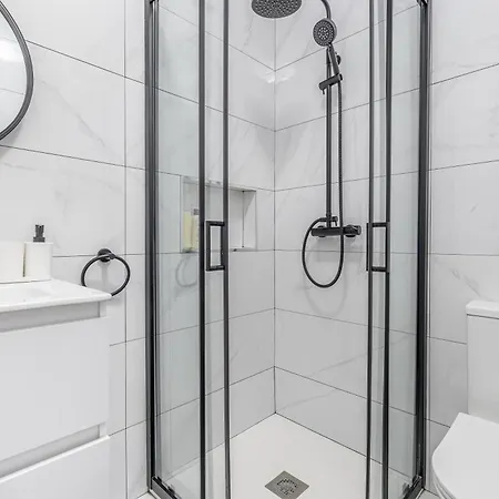 Maylily Seascape Villa *